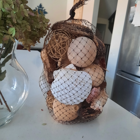 Seashells and decors - Picture 3 of 3